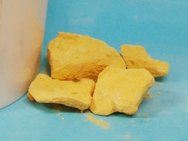 020271-colofonium-gemalen-brokken-1-kg-papermill-detail
